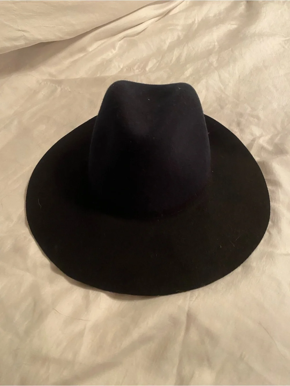 Amici Accessories wool hat Two-Tone Wide Brim  - Navy Crown, Black Brim